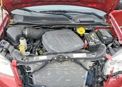 2014 Chrysler Town & Country Touring z USA, uszkodzony, nr VIN 2C4RC1BG2ER160053